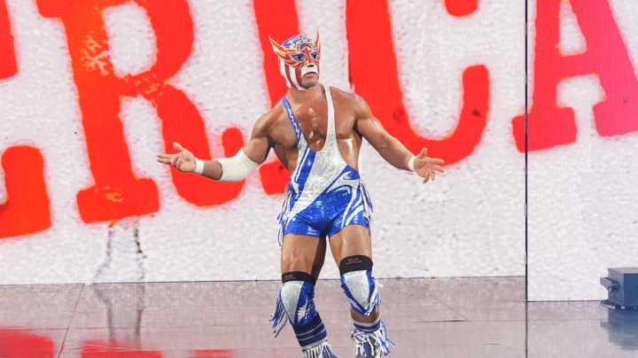 Backstage News On Idea That El Grande Americano Could Cash In MITB For AAA Mega Title