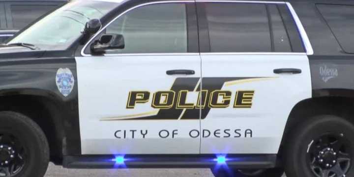 Departamento de Policía de Odessa prueba a reclutas en riguroso curso de conducción