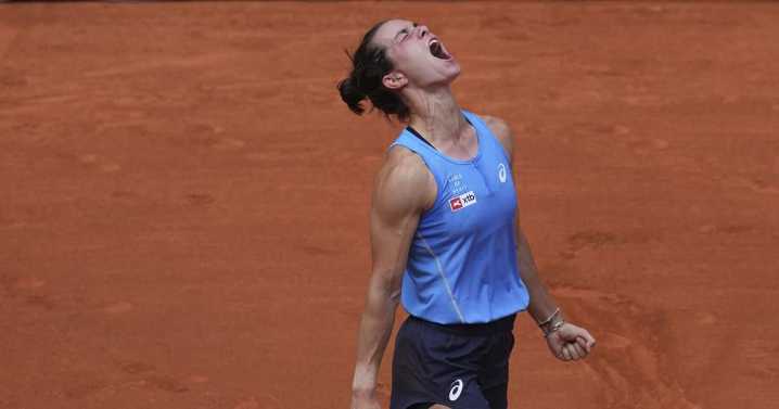 AP PHOTOS: Highlights so far from the French Open tennis tournament