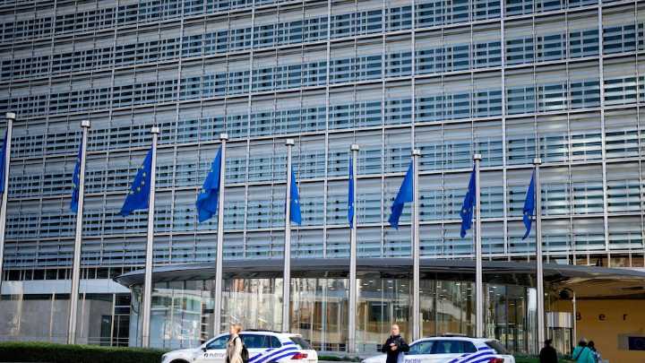 EU readying 'countermeasures' if tariff deal fails