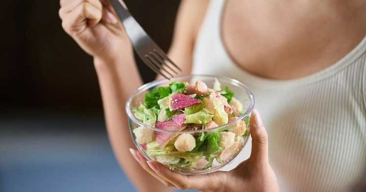 How Do Low-Calorie Diets Affect A Person's Mood?