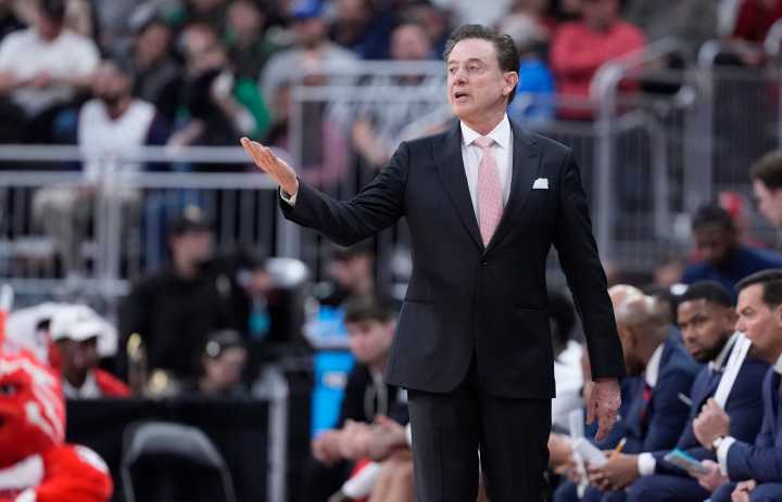 Knicks’ open HC job turned down by Hall of Fame college coach