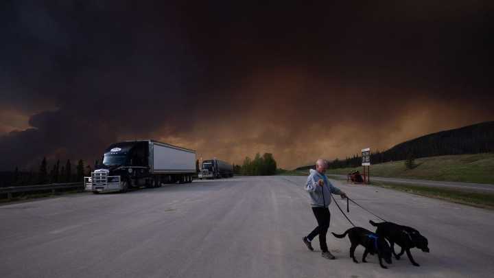 How to protect yourself from fine particles in wildfire smoke