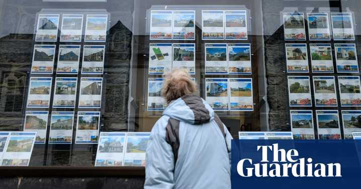 Tell us: have you recently succeeded in buying a home in a UK holiday hotspot?