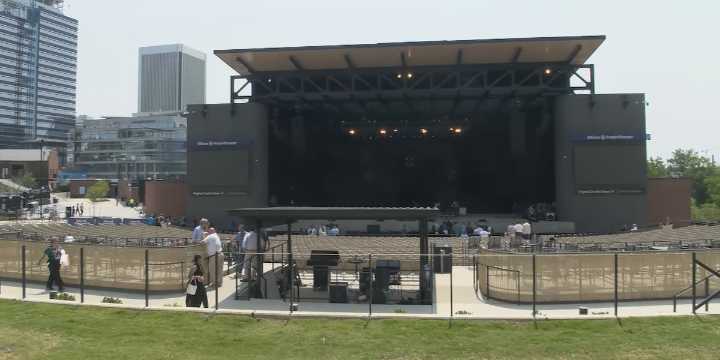 Nearby residents have parking concerns with new Allianz Amphitheater