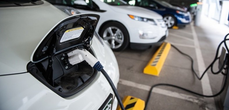 Flower Mound adopts amendment that addresses dangers of EV chargers