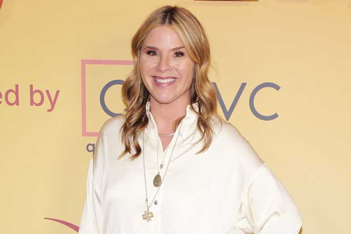 Jenna Bush Hager Recommends 4 Books She's Loved (Exclusive)