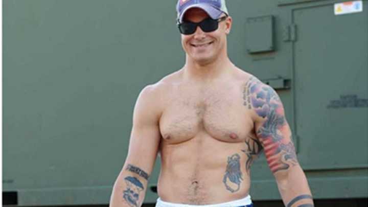 WA sheriff shares new photo of Travis Decker's tattoos