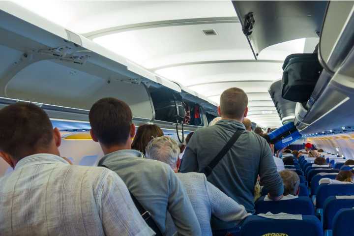 Turkey Is Fining Passengers Who Stand Up Immediately After the Plane Lands