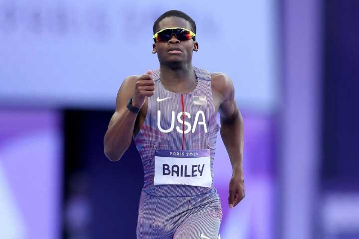Suffering After Grandmother’s Death, American Track and Field Star Opens Up to Darkest Hour US track and field star opens up on battling sickness and his grandmother's death before rising to world No.