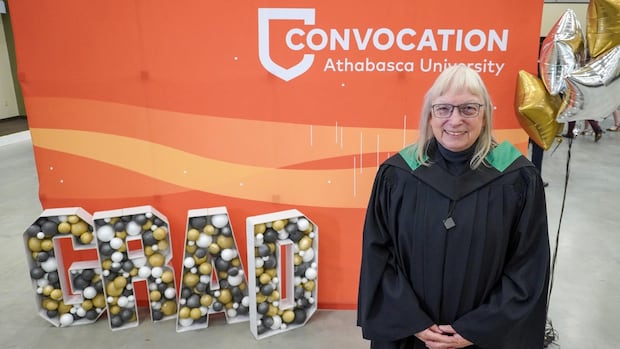 'Such a feeling of accomplishment': new Athabasca University grad keeps mind sharp at 76 years old