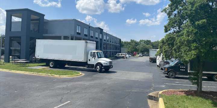 Mother, child found dead in northeast Charlotte hotel, police say