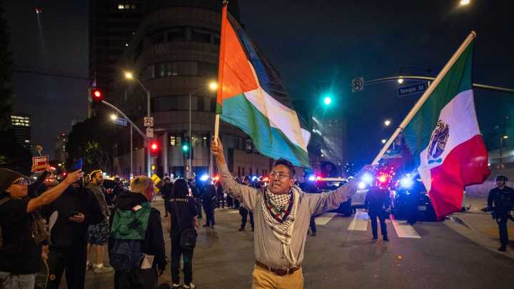 Arrestos de ICE en Los Ángeles desatan masivas protestas