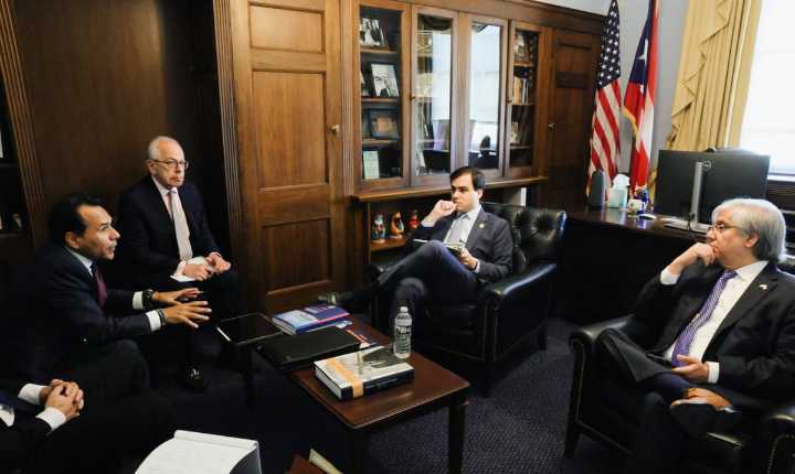 Director ejecutivo de la Junta Fiscal rinde cuentas en el Congreso sobre la reestructuración de la AEE