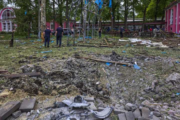 Part of prisoner swap, Moscow transports Ukrainian soldier remains