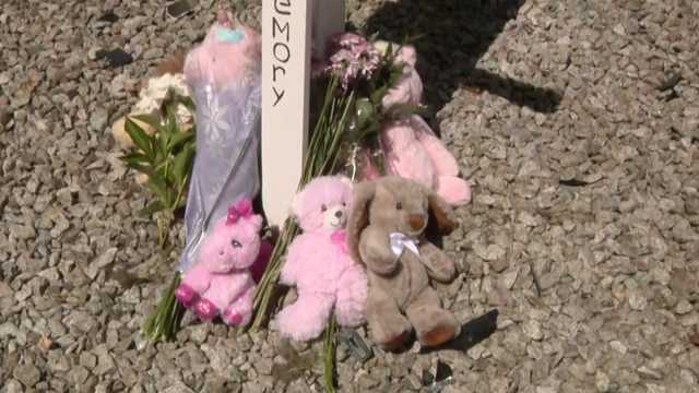 Mass. woman dies 10 days after crash that killed her 5