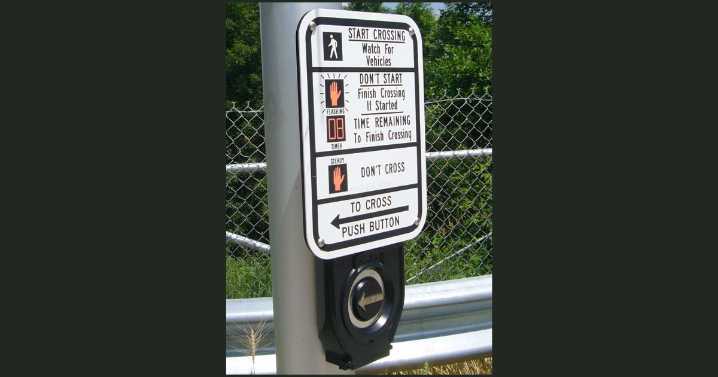 Court orders Chicago to install thousands of accessible pedestrian signals