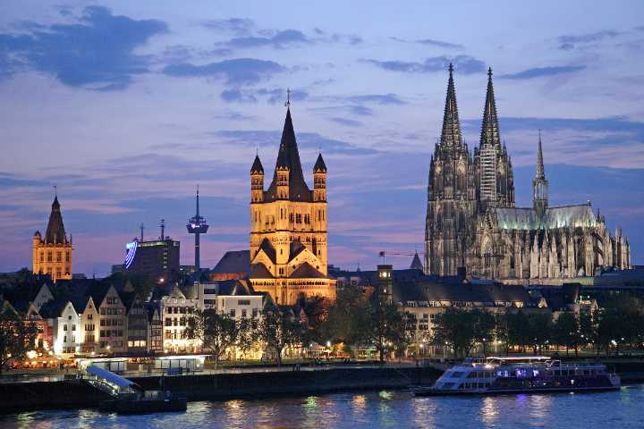 Cologne Evacuates More Than 20K People After WWII Bombs Are Discovered