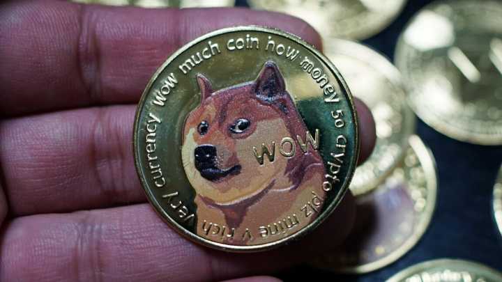 Lawsuit: DOGE, HHS used “hopelessly error-ridden” data to fire 10,000 workers