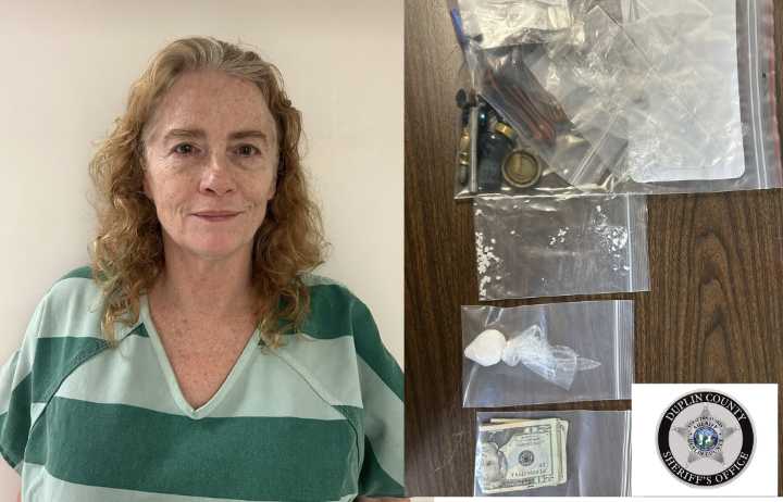 Descubren a mujer con drogas en parada de tráfico en Duplin