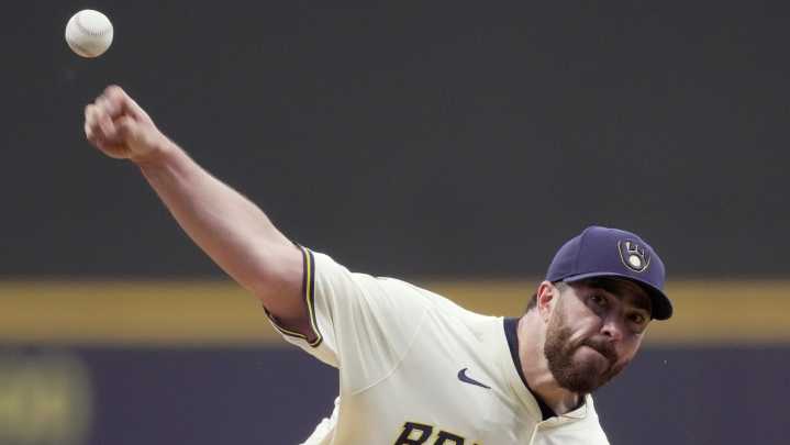 Brewers vs Reds live game updates