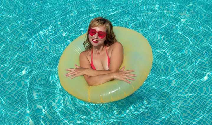 Vote for the best pool companies in Arizona