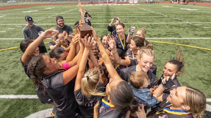 Caravel defeats Saint Mark's in DIAA Division II girls soccer