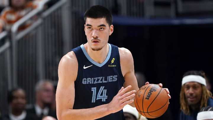 Sources -- Grizzlies' Edey (ankle) likely to miss start of season