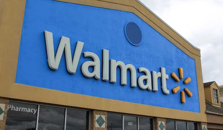 Attention Walmart Shoppers: Some stores are getting a delicious new dining option