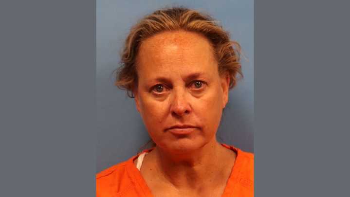 Former ‘Teacher of the Year’ at Alabama elementary school charged with sex crimes involving teens