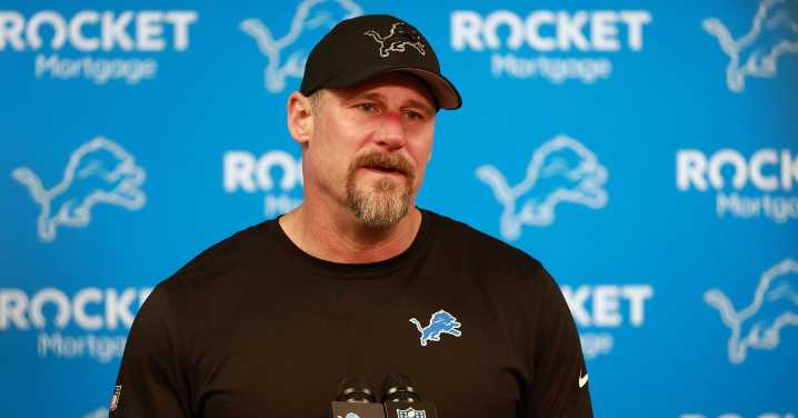 Dan Campbell praises Frank Ragnow, shuts down ‘disrespectful’ contract narrative