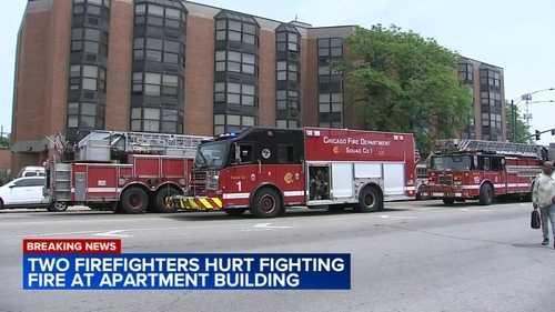 Chicago fire: 2 firefighters, teen hospitalized after apartment fire on North Ashland Avenue in Lincoln Park, CFD officials say