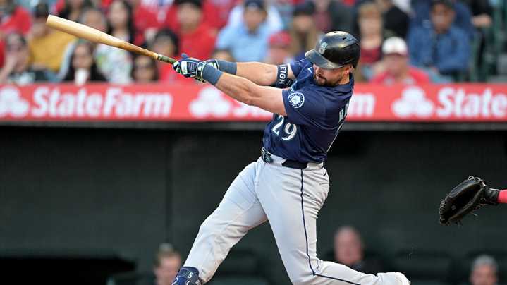 Seattle Mariners' Cal Raleigh extends MLB lead with 25th HR