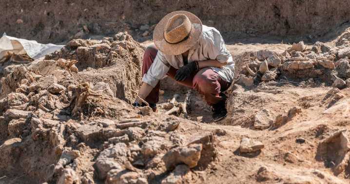 'Worst possible way to die' found as archaeologists unearth sinister skeleton