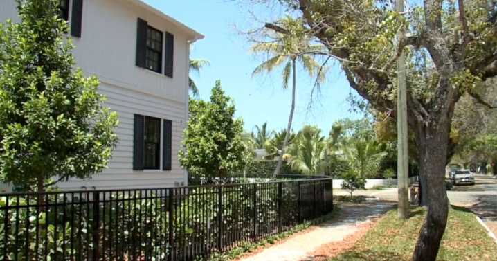 Florida insurance companies post profits for first time in 8 years, report says