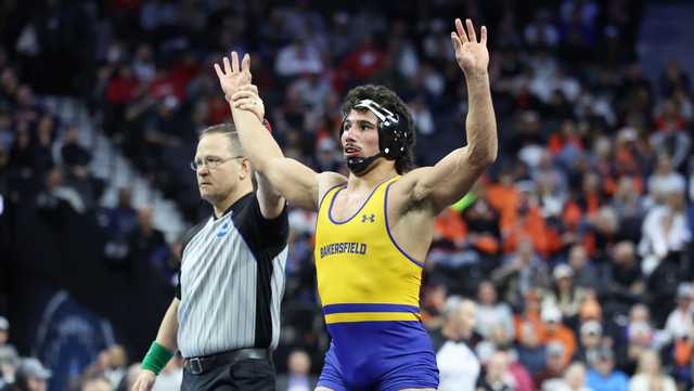 Husker wrestling adds 2021 national champ to its roster