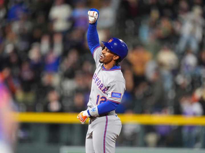 Francisco Lindor comes through with pinch-hit 2-run double to beat Rockies