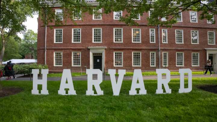 Trump suspends entry of international students studying at Harvard