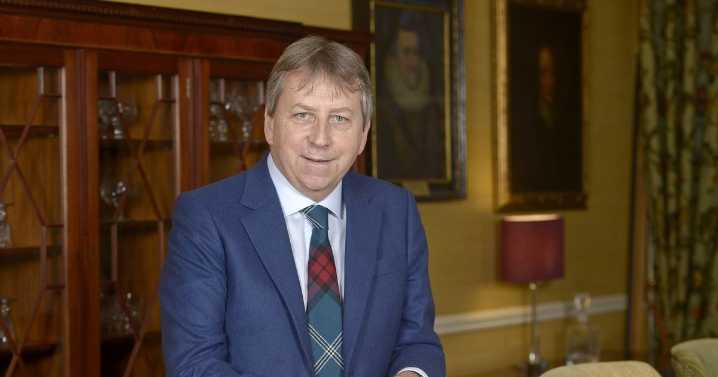 Fatcat uni boss who told MSPs he didn’t know his own salary spent £47k on luxury foreign junkets