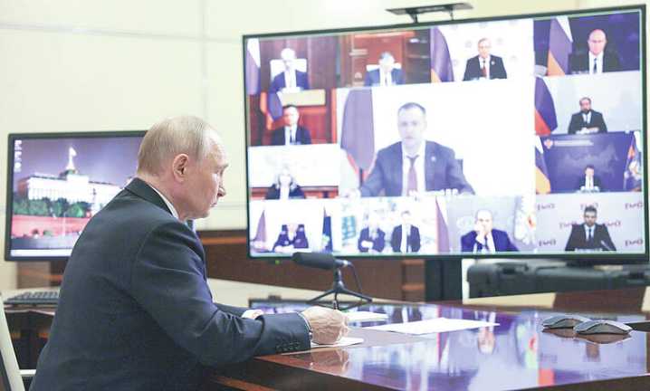 Putin tells Trump Russia has to respond to Ukrainian attacks