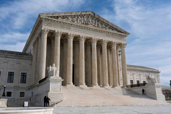 Trump asks Supreme Court to clear way for federal downsizing plans
