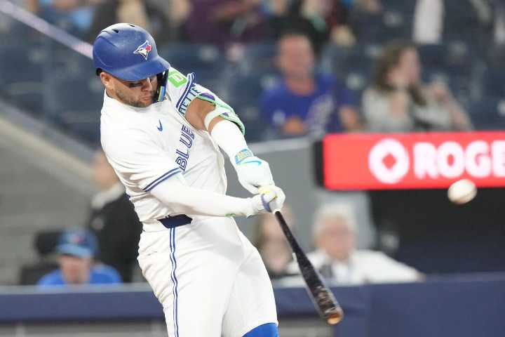 Bo Bichette stars as Blue Jays crush Phillies 9