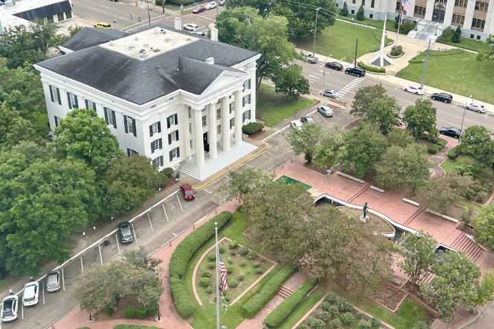 Jackson council revises hiring freeze, allows some positions to be filled ahead of new term