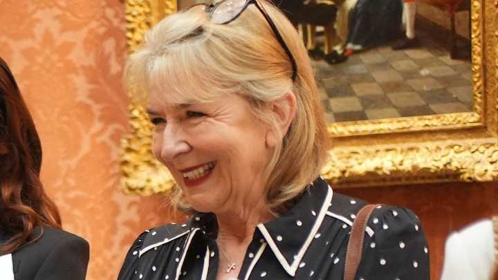 Fern Britton celebrates 'sensational' weight loss at 67 with giant bedroom photo