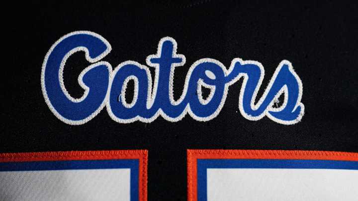 Florida football freshman arrested on felony dating violence charge