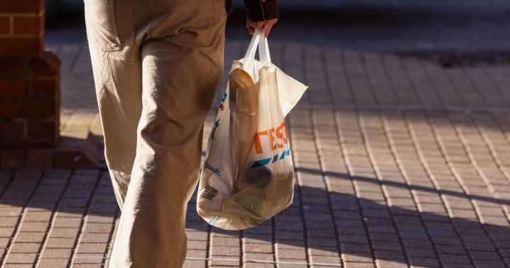 NHS tells NHS shoppers to read 'life saving' message on item