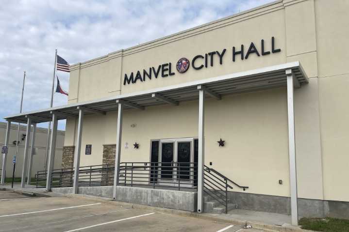 Manvel keeps utility fees unchanged in updated ...