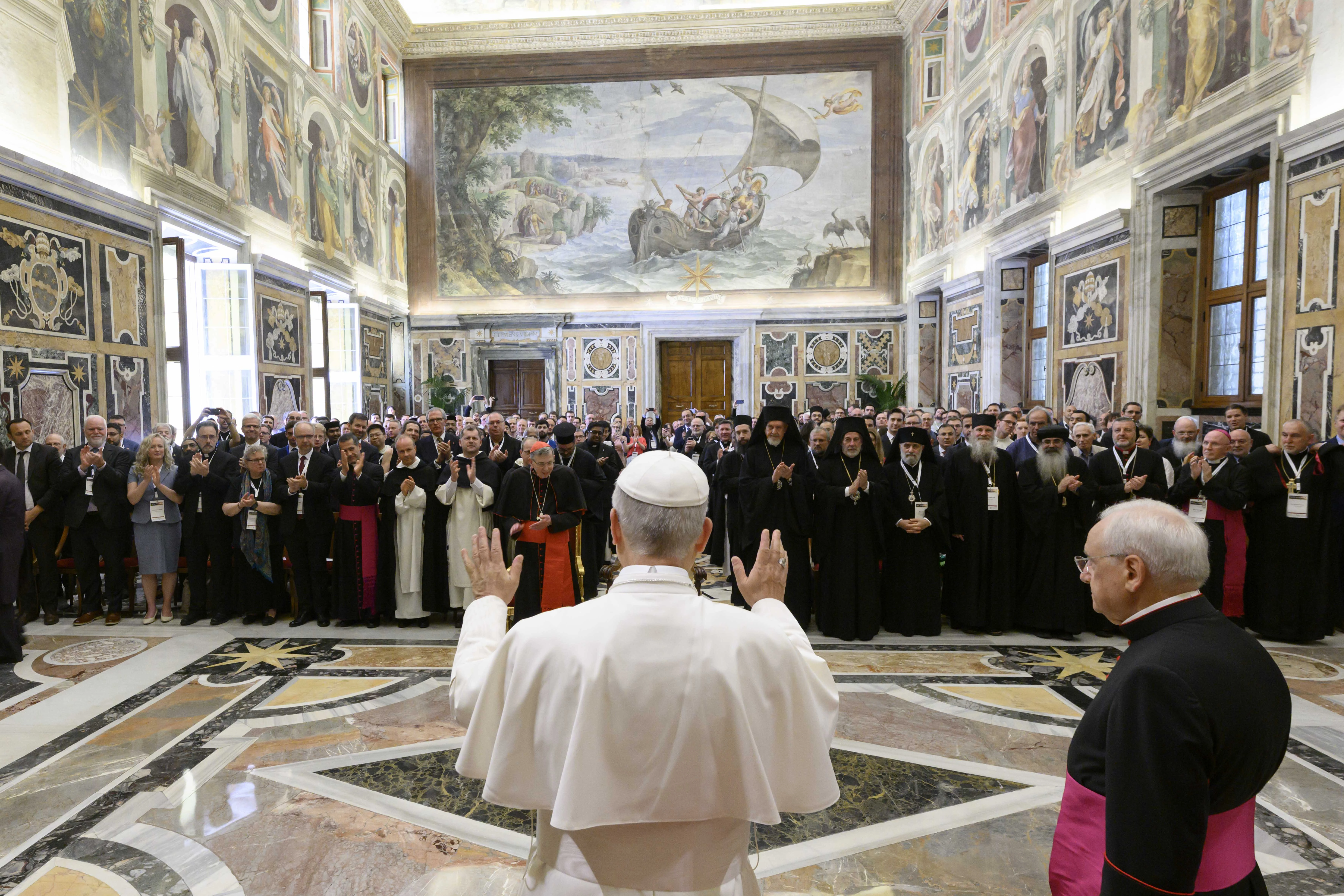 At ecumenical symposium, Pope Leo XIV says Catholic Church open to universal Easter date