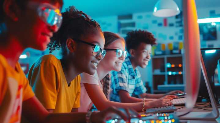 Kids College: Free IU summer camp for incoming seventh and eighth graders