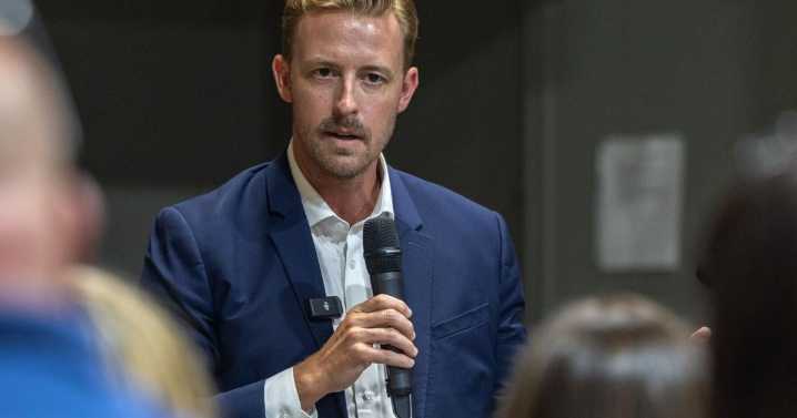 Walters repeats demand for data on undocumented students